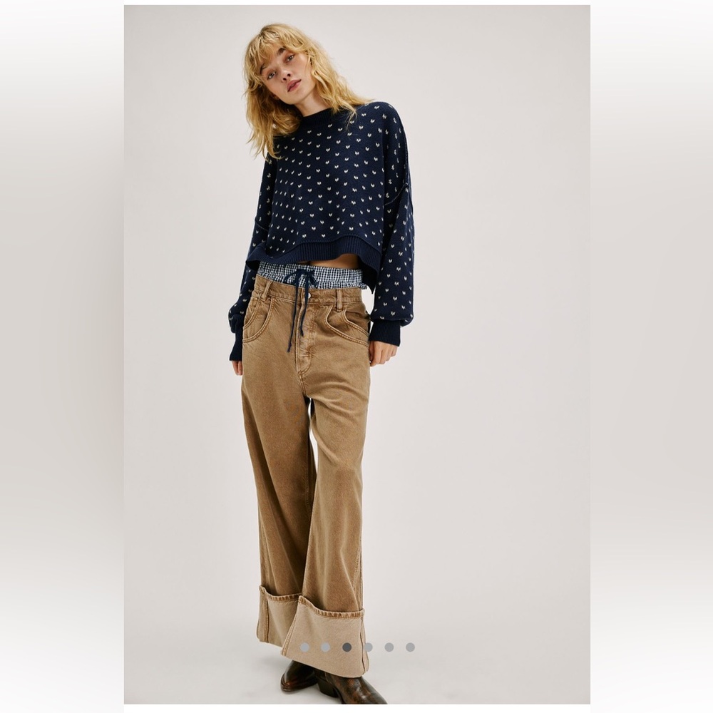 Free People NWT Easy Street Patterned Crop Size Large in Navy Combo - Picture 1 of 12